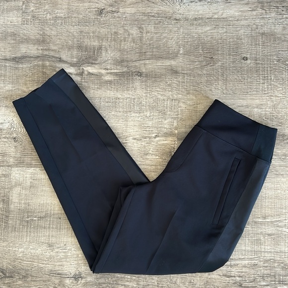 Athleta Endless High Rise Satin Side Panel Pants size 2 - Picture 4 of 8